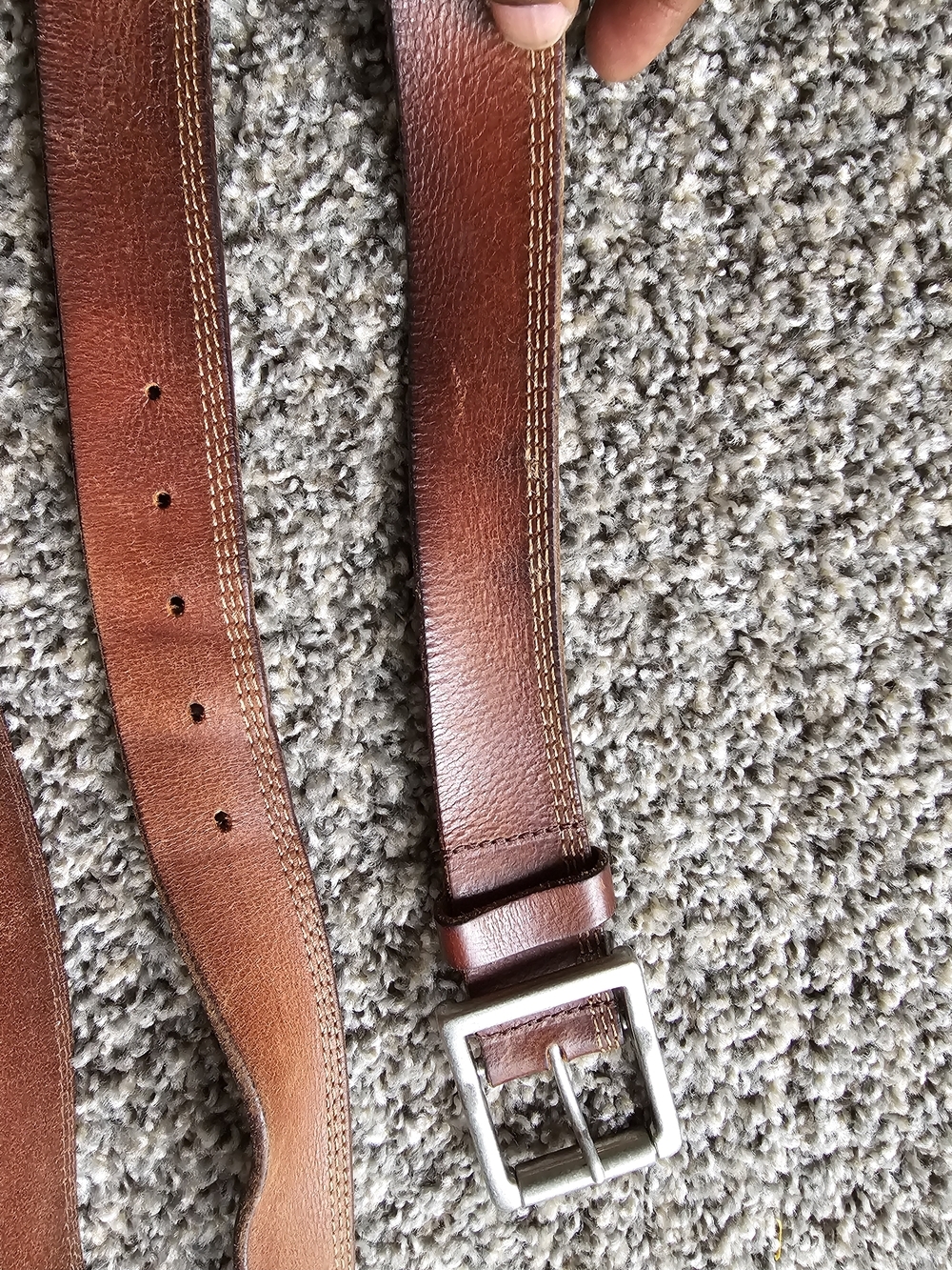 Browning brand men's genuine leather belt, likely model number 20009/200, design